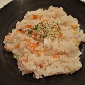 冷凍食材を使った具沢山なエビピラフ♪